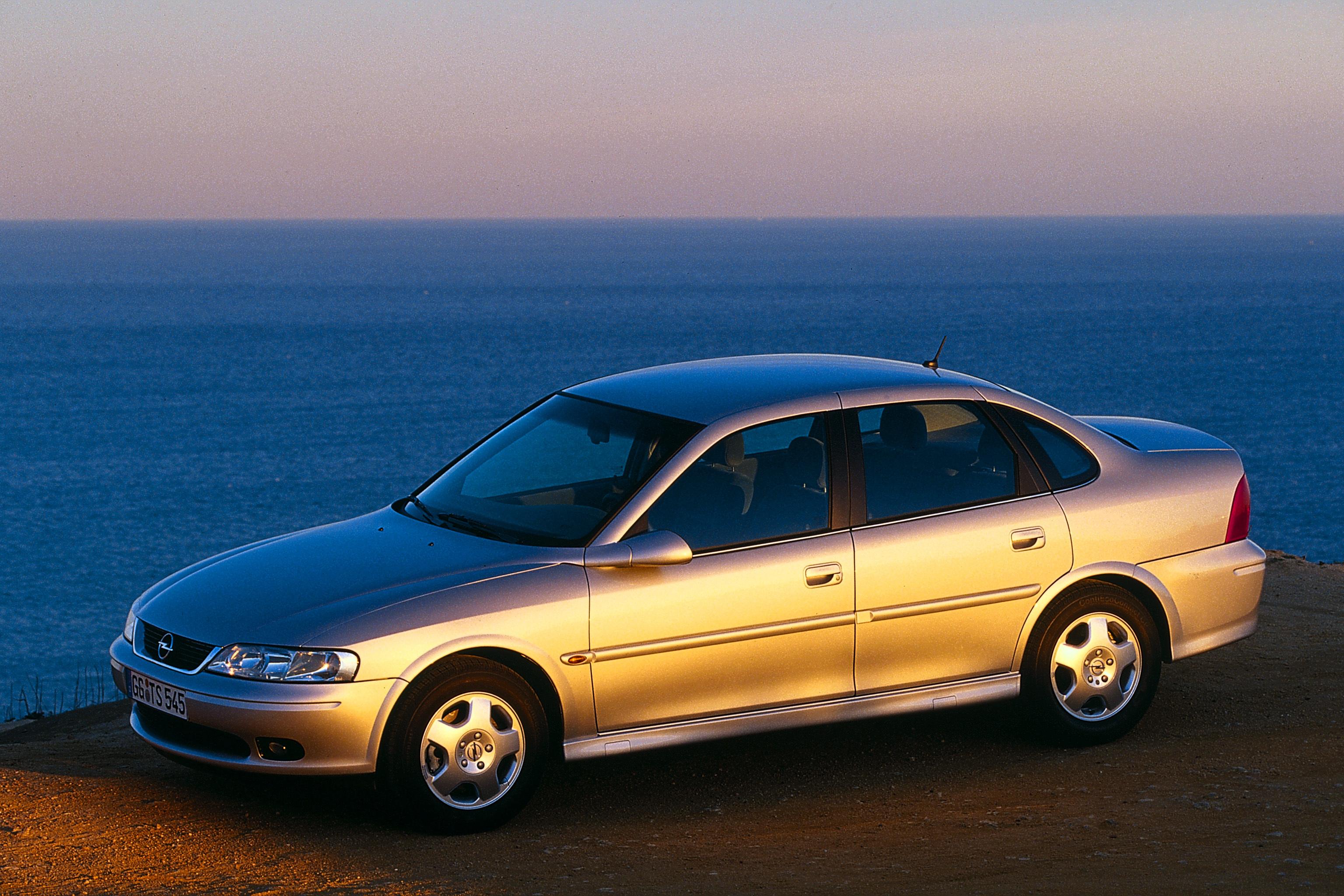 Опель вектра б 2.0 купить. Opel Vectra b 1999-2002. Opel Vectra 1999 седан. Opel Vectra b 2002. Opel Vectra b 1999.