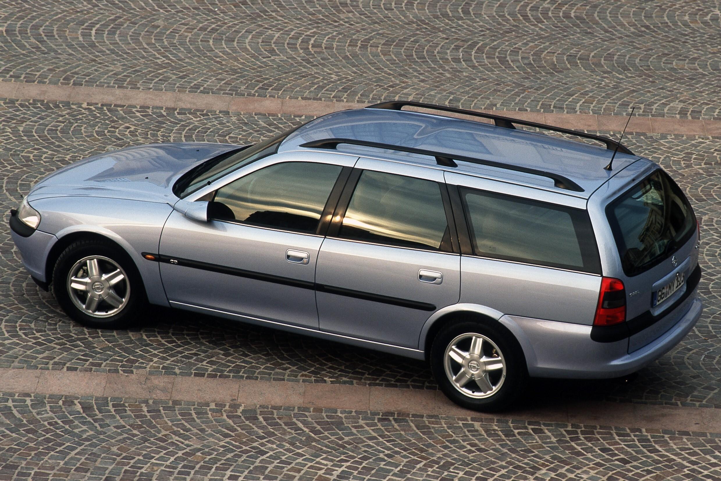 Вектра караван. Opel Vectra Caravan. Opel Vectra b 1998 универсал. Opel Vectra b универсал 1999. Опель Вектра b универсал 1998.
