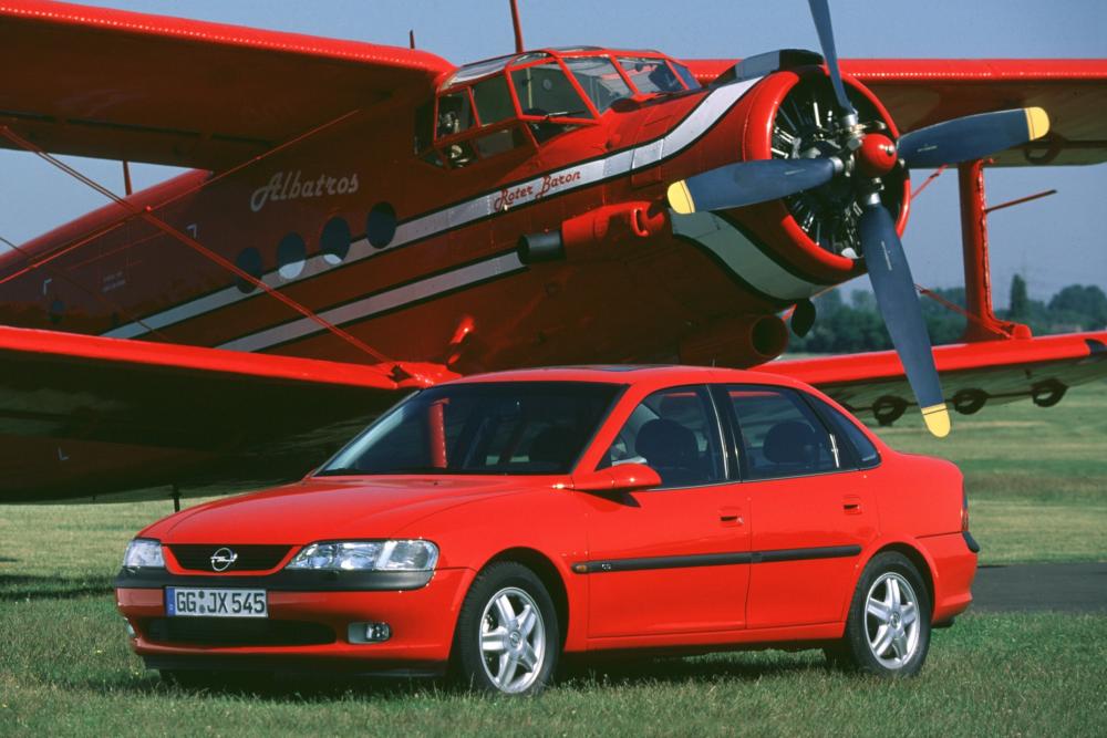 Opel Vectra 2 поколение B (1995-1999) Седан 4-дв.