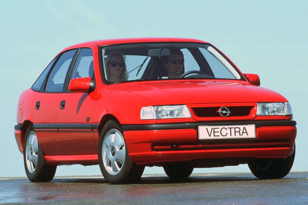 Opel Vectra 1 поколение A (1989-1995) Хетчбэк