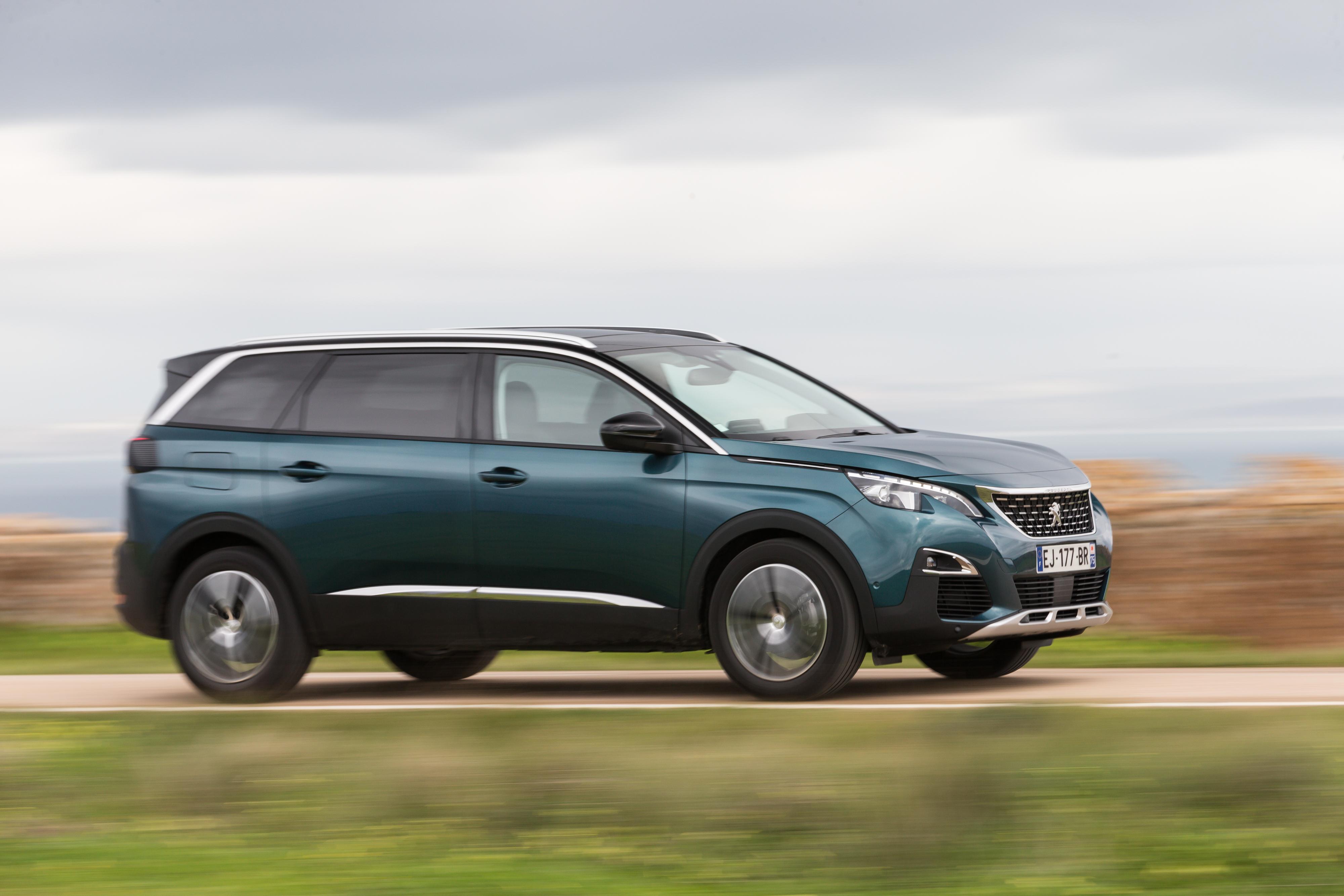 Пежо 5008 дизель. Peugeot 5008 2020. Новый Пежо 5008. Пежо новый кроссовер 5008. Пежо 5008 2023.