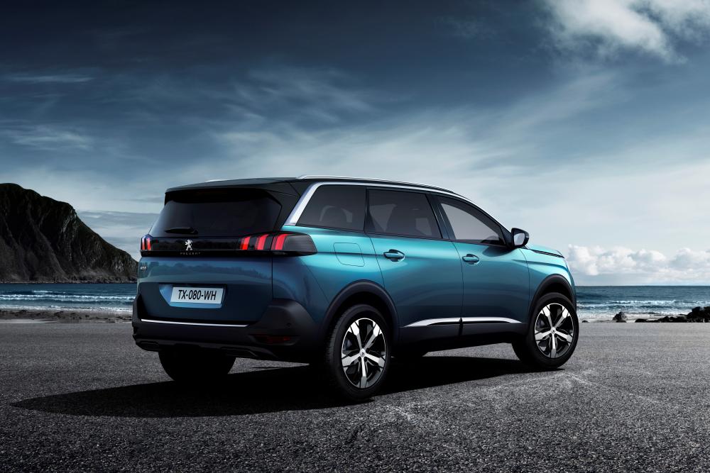 Peugeot 5008 2 поколение (2017) Кроссовер