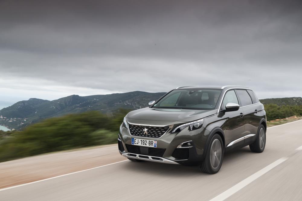 Peugeot 5008 2 поколение (2017) Кроссовер