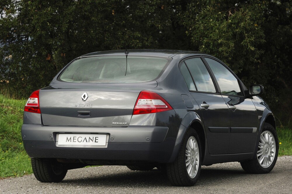 Renault Megane 2 поколение [рестайлинг] (2006-2009) Седан