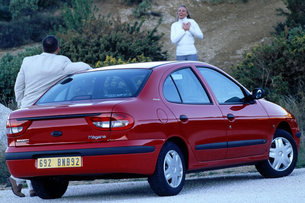 Renault Megane 1 поколение [рестайлинг] (1999-2003) Classic седан