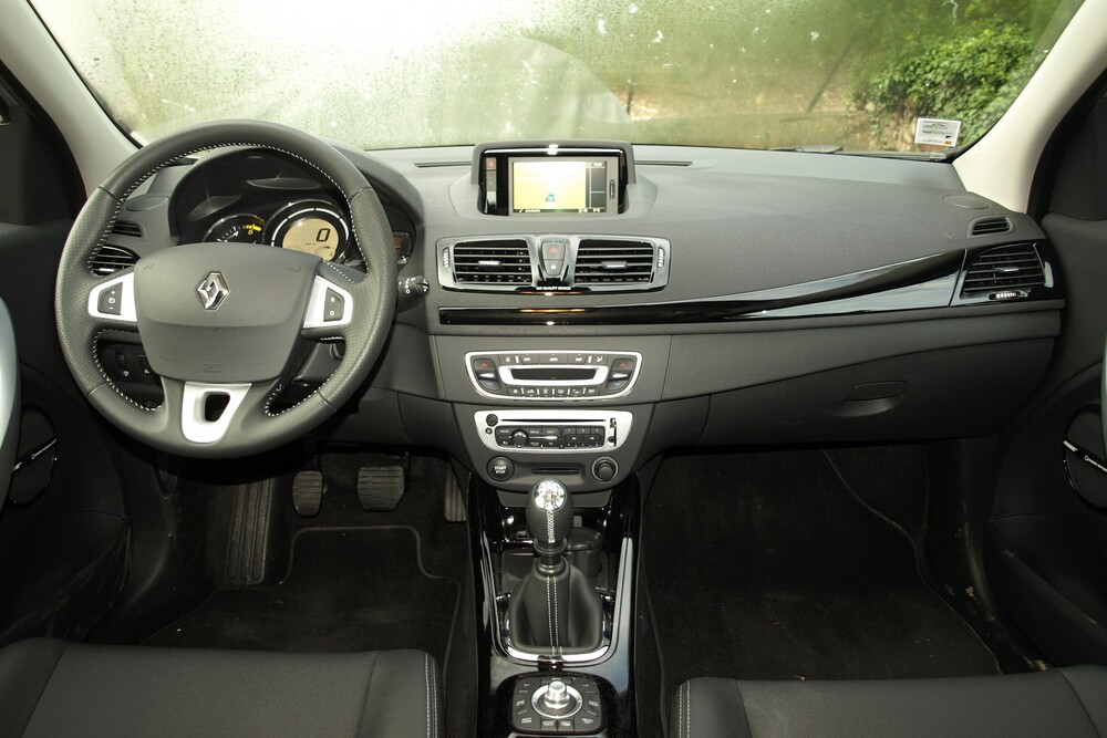 Renault Megane 3 поколение [рестайлинг] (2012-2014) Универсал 5-дв. интерьер 