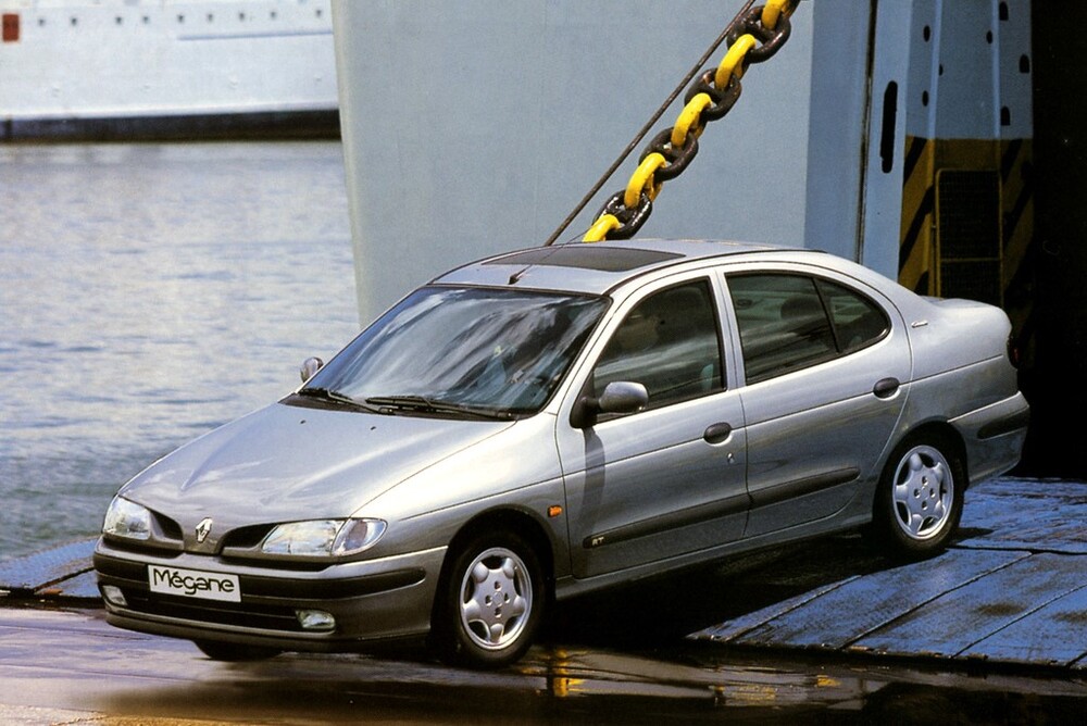 Renault Megane 1 поколение (1996-1999) Classic седан