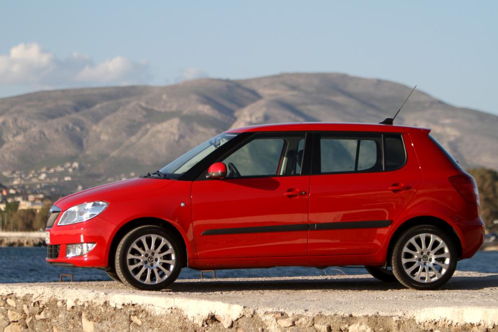 Skoda Fabia 2 поколение 5J [рестайлинг] (2010-2014) Хетчбэк 5-дв.