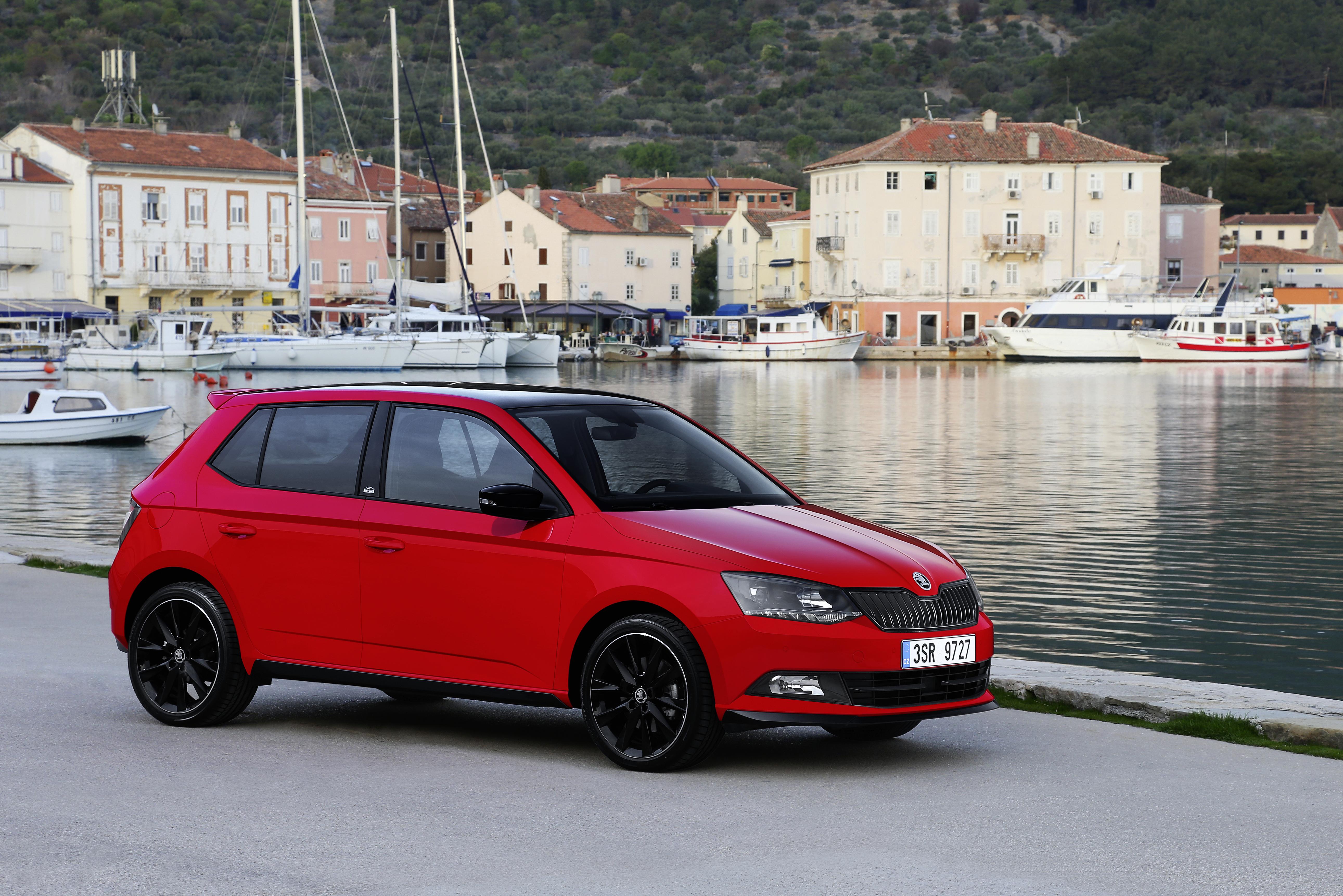 Фабия поколения. Skoda Fabia 2020. Skoda Fabia Monte Carlo 2016. Фабия Монте Карло 2020. Skoda Fabia RS 2020.