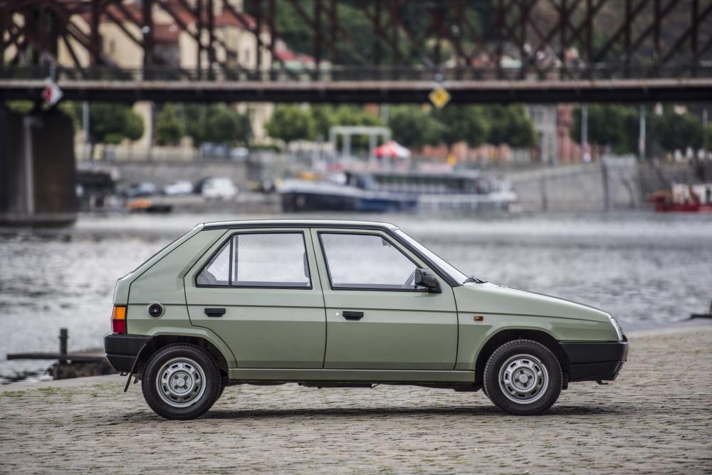 Skoda Favorit 1 поколение (1987-1995) Хетчбэк