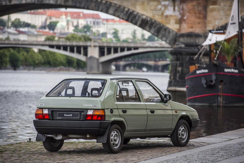 Skoda Favorit 1 поколение (1987-1995) Хетчбэк