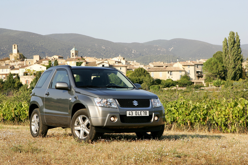 Suzuki Grand Vitara 2 поколение (2005-2012) Кроссовер 3-дв.