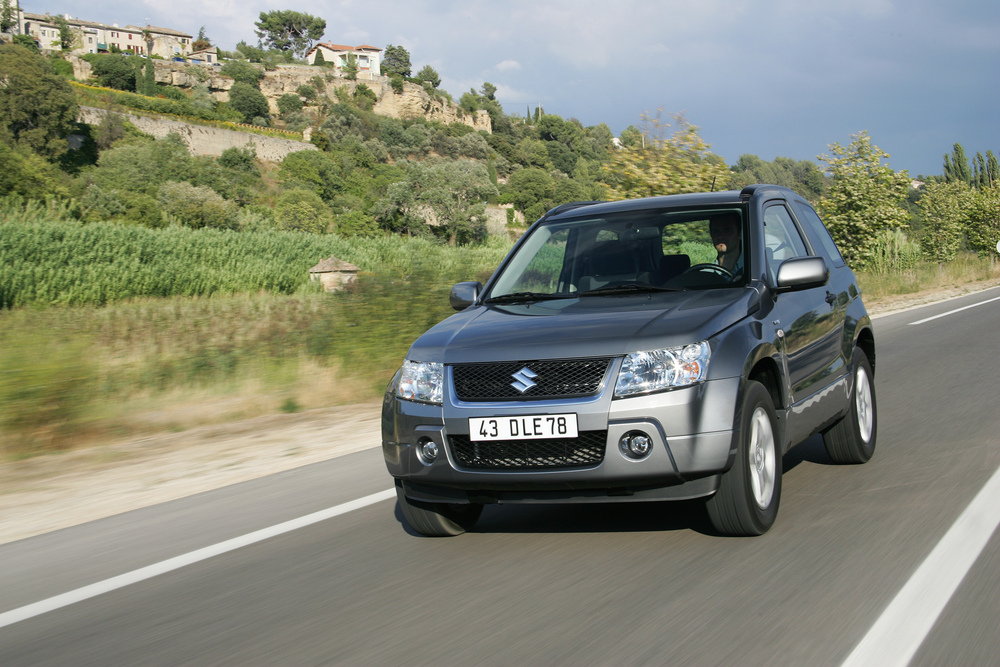 Suzuki Grand Vitara 2 поколение (2005-2012) Кроссовер 3-дв.