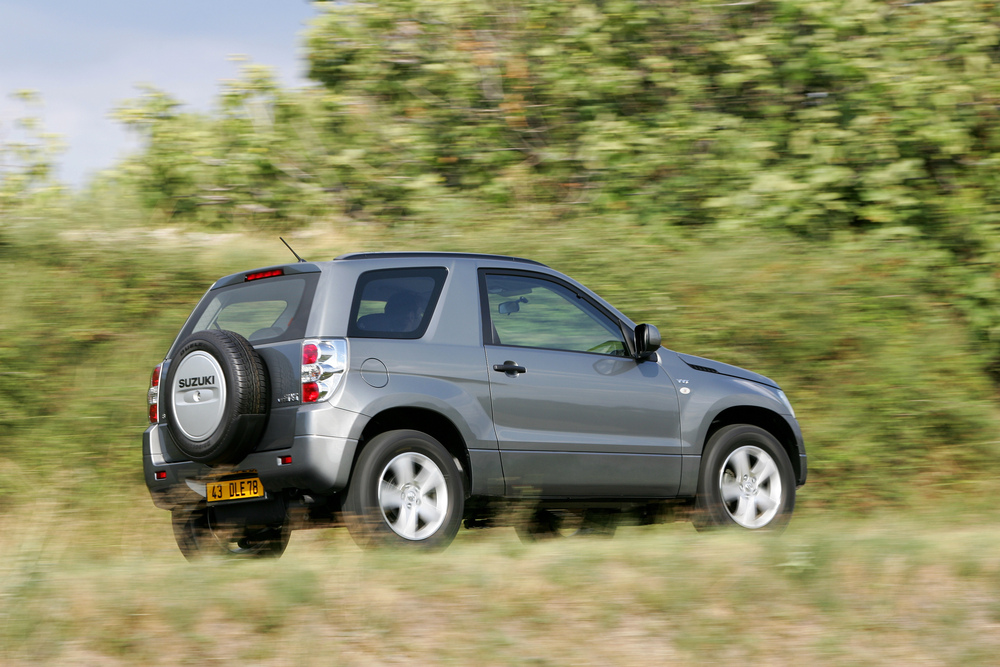 Suzuki Grand Vitara 2 поколение (2005-2012) Кроссовер 3-дв.