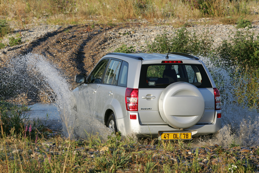 Suzuki Grand Vitara 2 поколение (2005-2012) Кроссовер 5-дв.