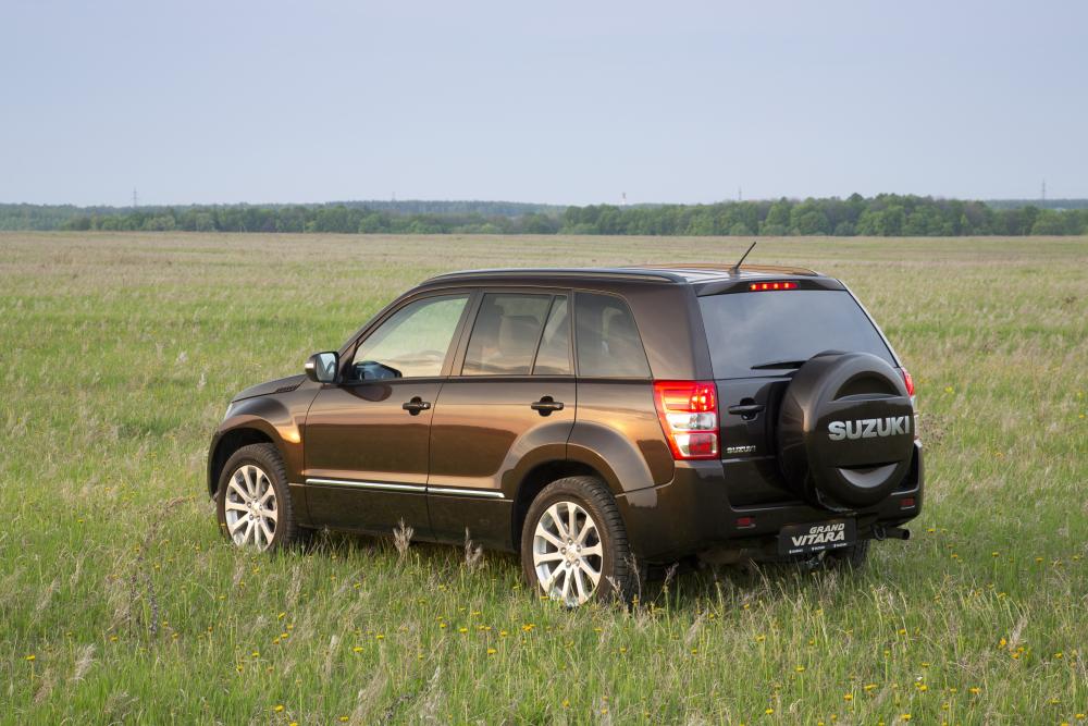 Suzuki Grand Vitara 2 поколение [2-й рестайлинг] (2012-2014) Кроссовер 5-дв.