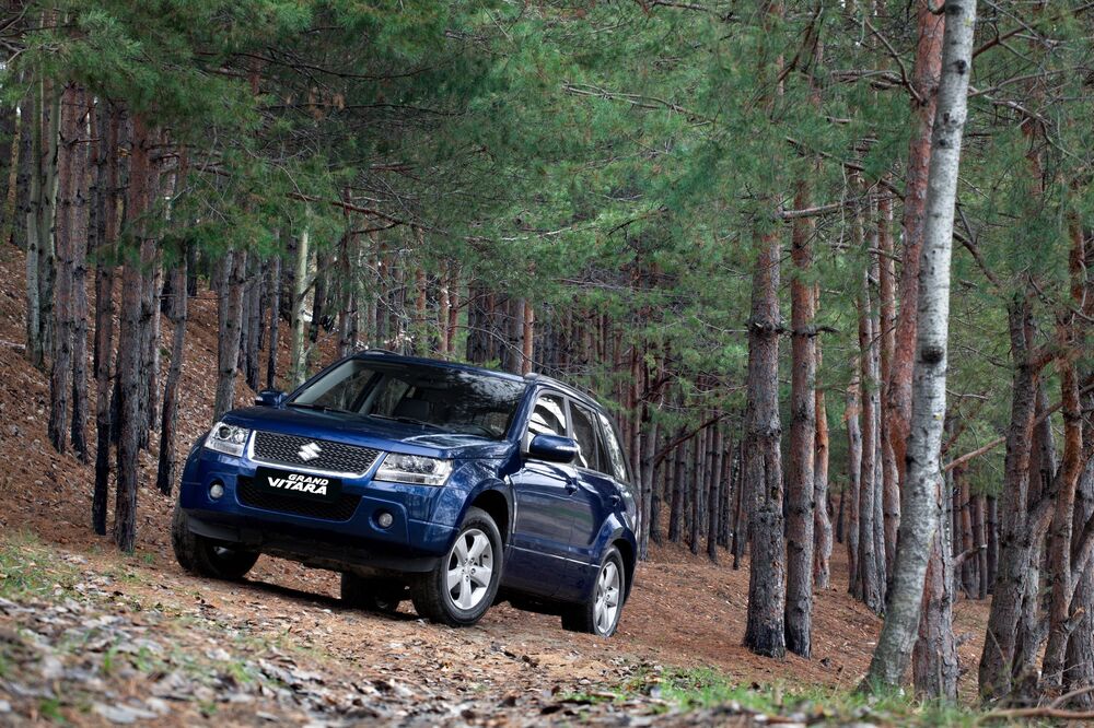 Suzuki Grand Vitara 2 поколение [рестайлинг] (2008-2012) Кроссовер 5-дв.