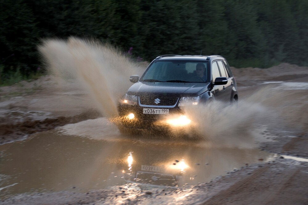 Suzuki Grand Vitara 2 поколение [рестайлинг] (2008-2012) Кроссовер 5-дв.