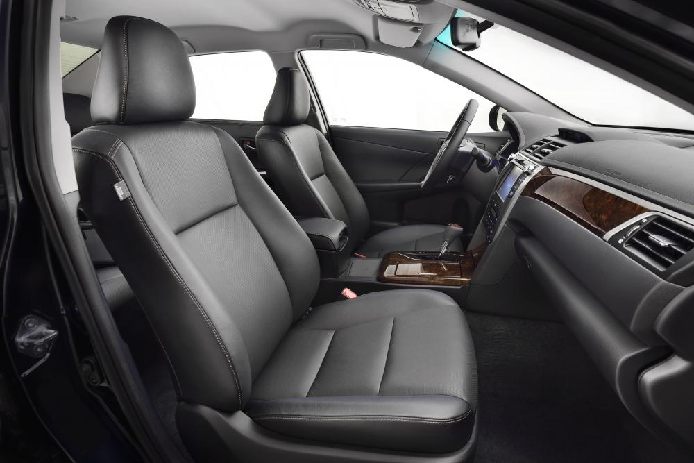 Toyota Camry 7 поколение XV50 [рестайлинг] (2014-2018) Седан интерьер 