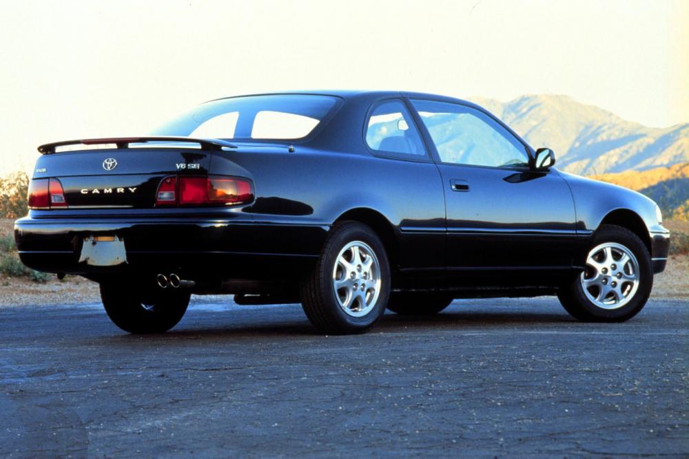 Toyota Camry 3 поколение XV10 [рестайлинг] (1994-1996) Купе 2-дв.