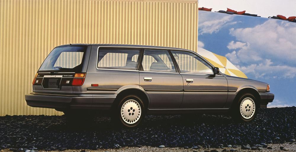 Toyota Camry 2 поколение V20 (1986-1991) Универсал