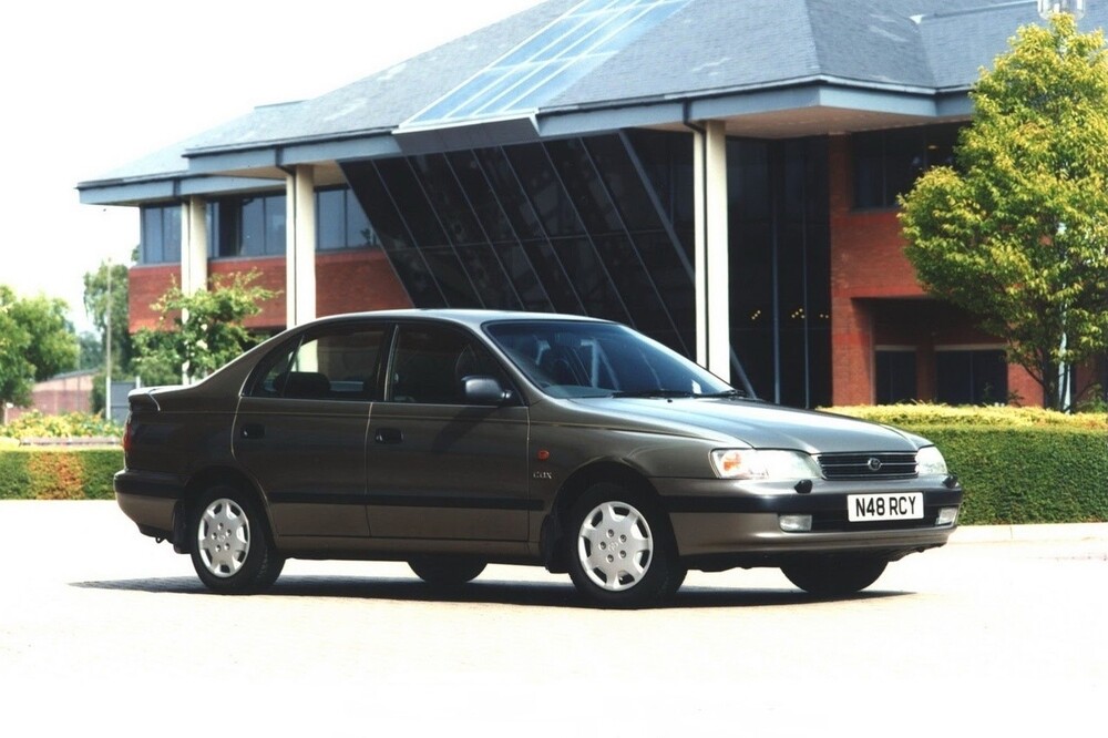 Toyota Carina 10 поколение T190 (1992-1998) E седан 4-дв.