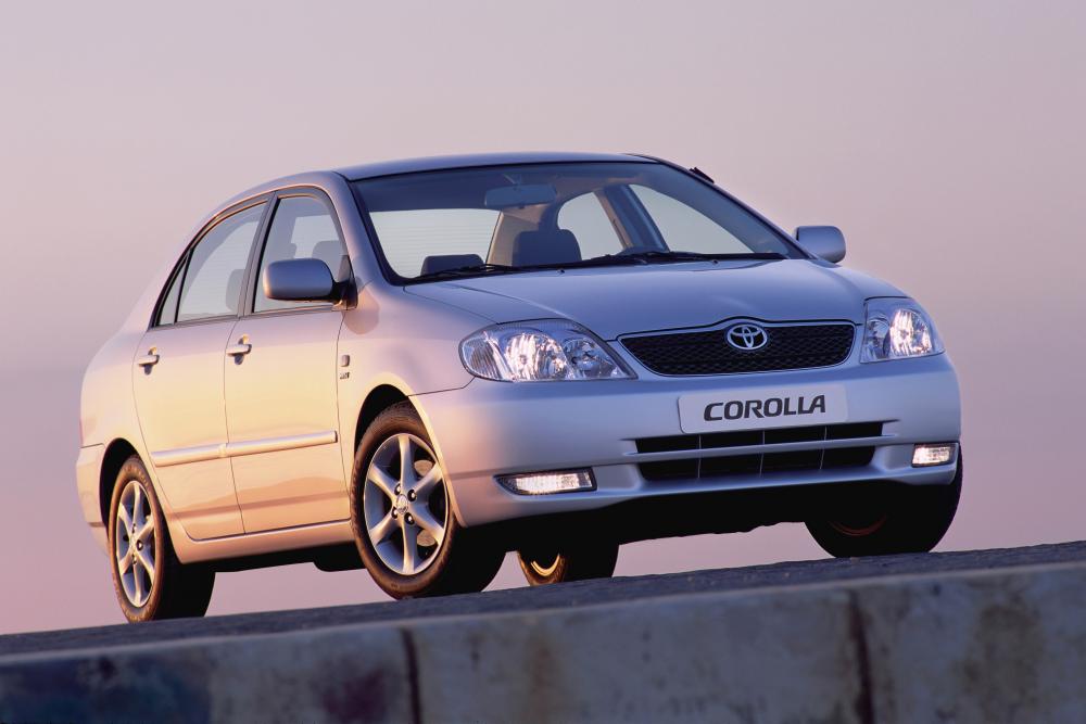 Toyota Corolla 9 поколение E120 (2001-2004) Седан 4-дв.