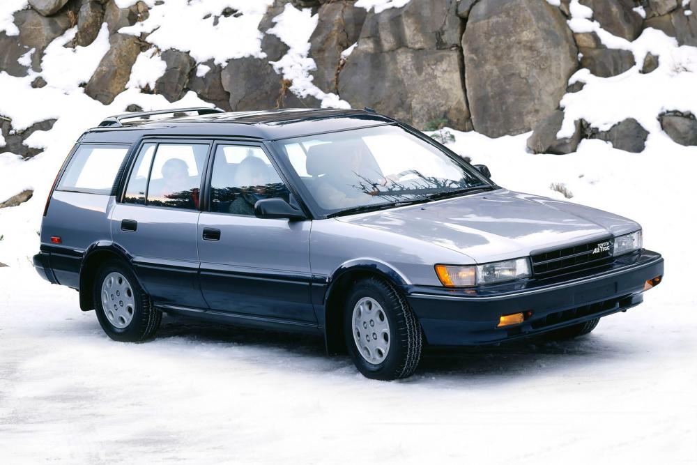 Toyota Corolla 6 поколение E90 (1987-1991) All-trac универсал 5-дв.