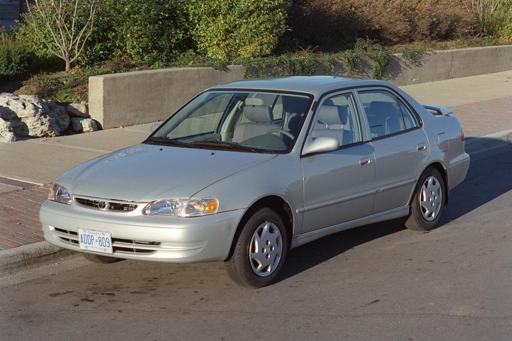 Toyota Corolla 8 поколение E110 [рестайлинг] (1999-2001) US-Spec. седан 4-дв.