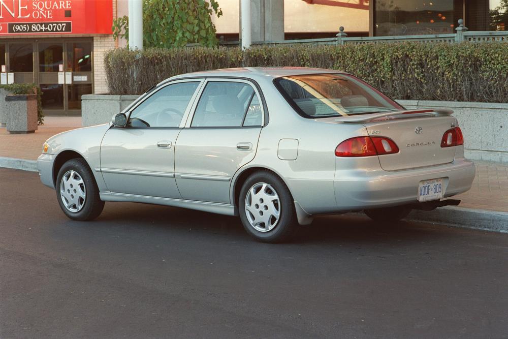Toyota Corolla 8 поколение E110 [рестайлинг] (1999-2001) US-Spec. седан 4-дв.
