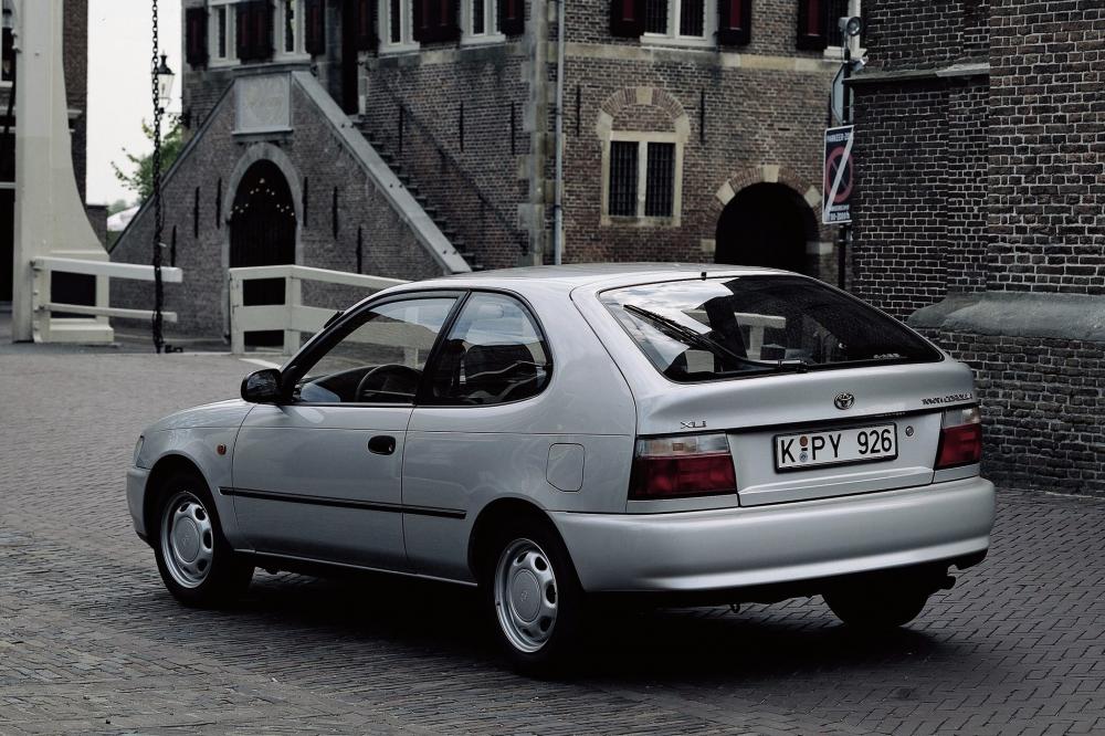 Toyota Corolla 7 поколение E100 (1991-1998) Хетчбэк 3-дв.