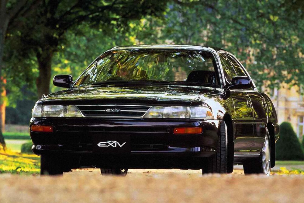 Toyota Corona T170/ST180 (1989-1993) EXiV седан