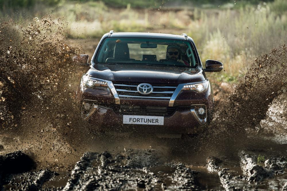 Toyota Fortuner 2 поколение (2017) Внедорожник 5-дв.