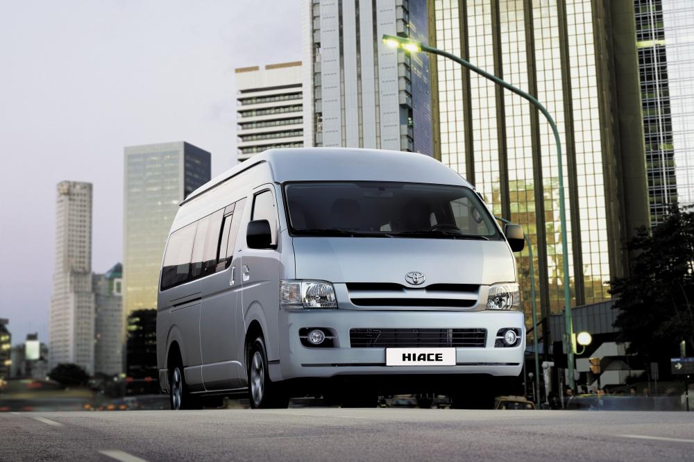 Toyota Hiace 5 поколение H200 (2004-2016) Минивэн