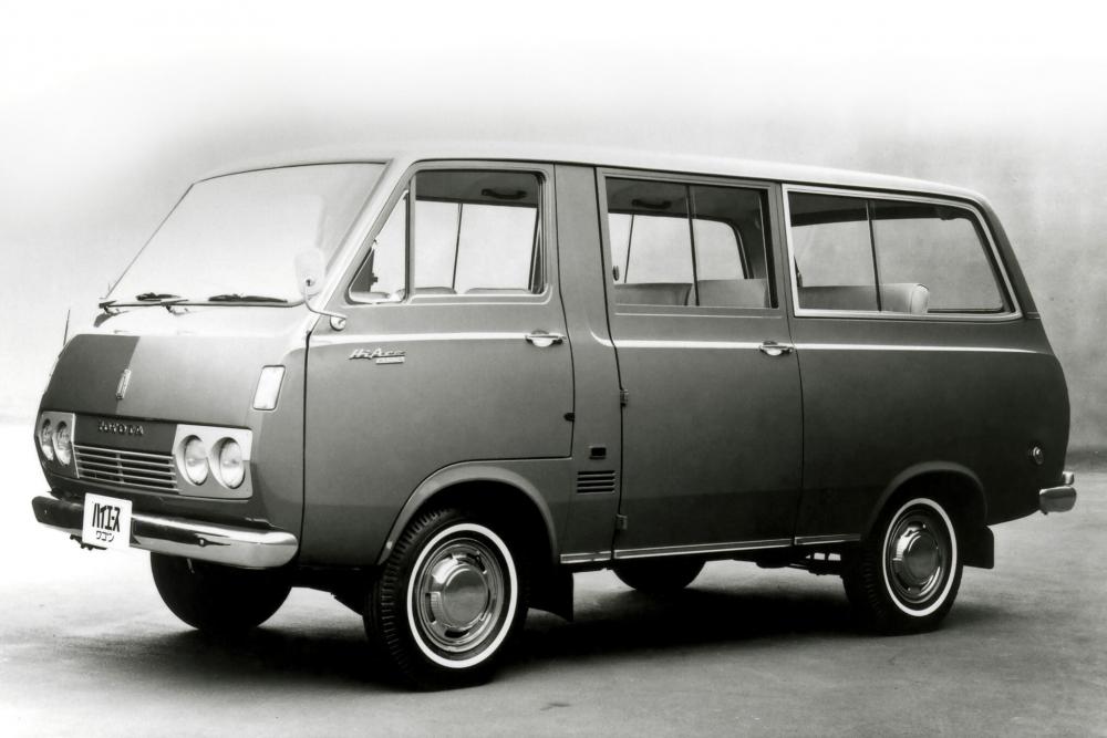 Toyota Hiace 1 поколение H10 (1967-1977) Минивэн 4-дв.