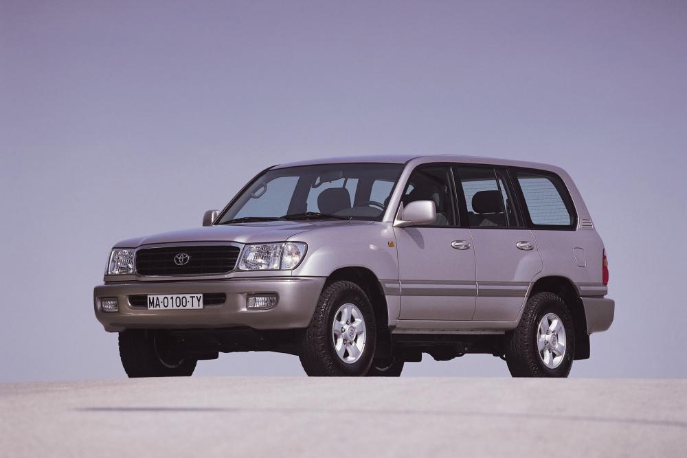 Toyota Land Cruiser J100 (1998-2002) Внедорожник