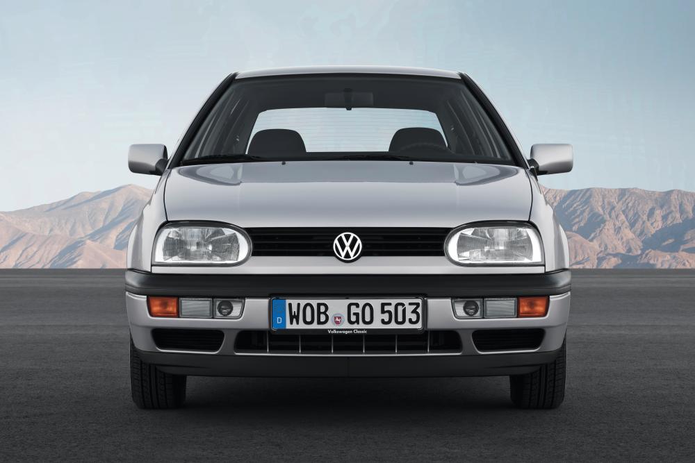 Volkswagen Golf 3 поколение вид спереди