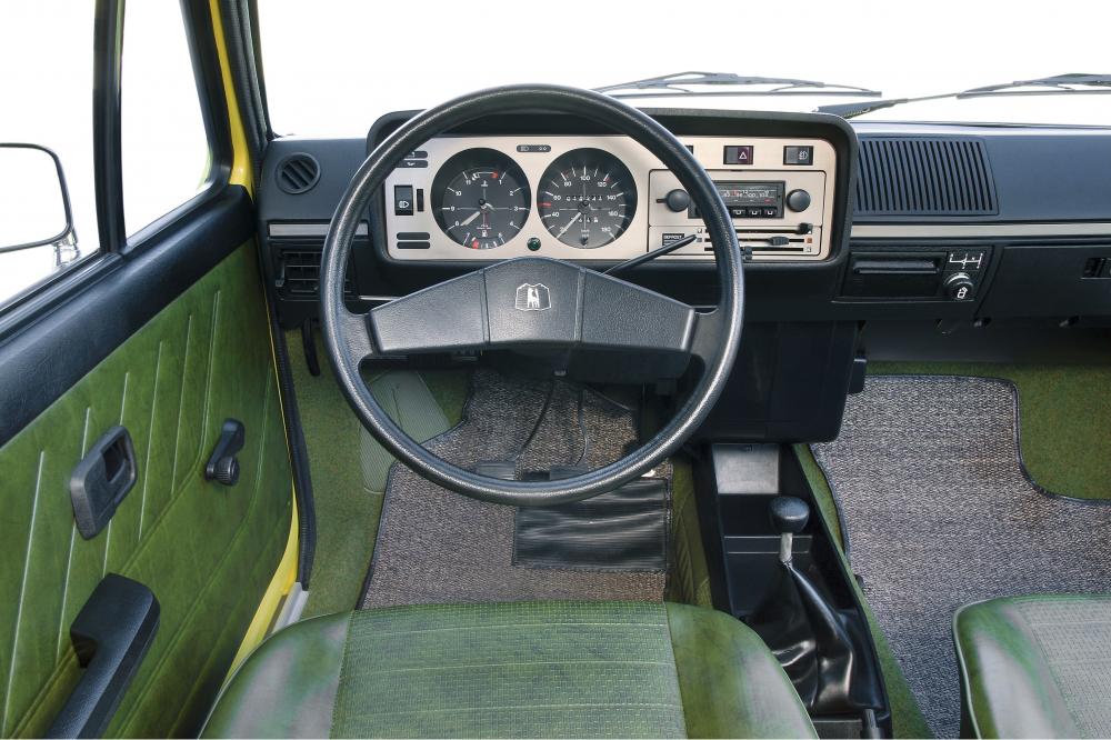Volkswagen Golf 1 поколение (1974-1983) Хетчбэк 3-дв. интерьер 