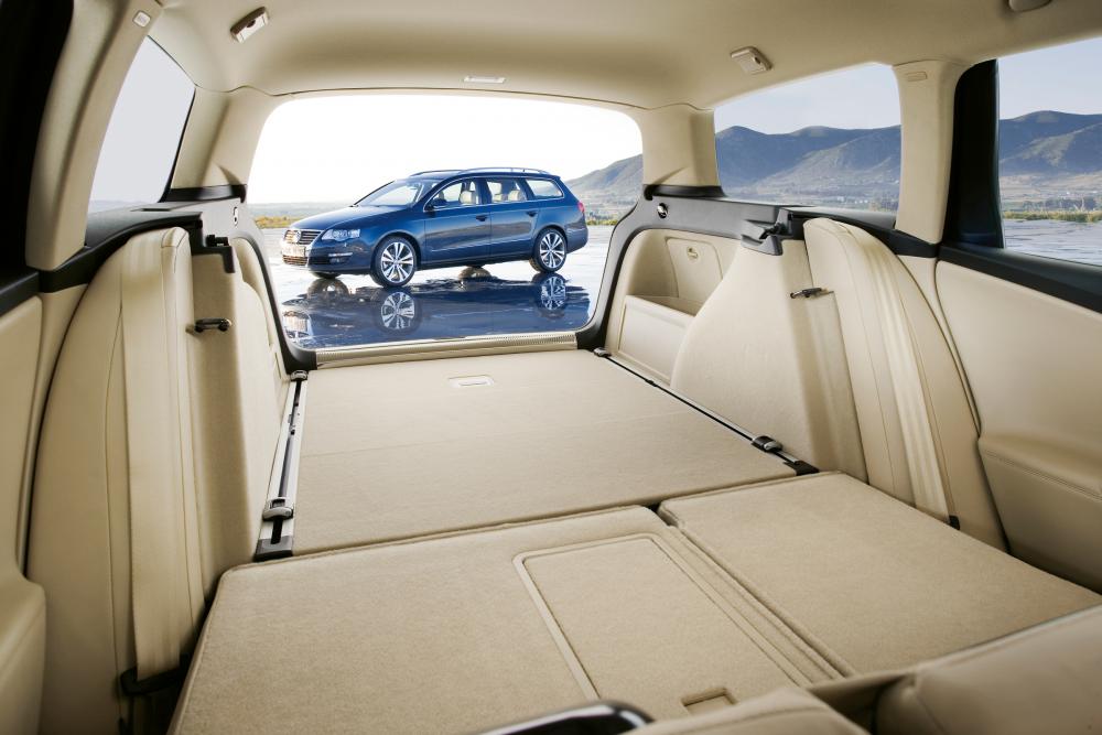 Volkswagen Passat B6 универсал интерьер багажник