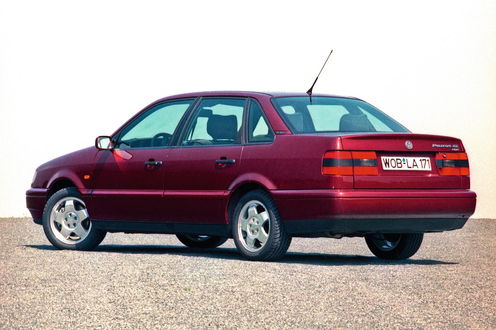 Купить фольксваген пассат б 4. Volkswagen Passat b4 седан 1995. Фольксваген Пассат b4. Пассат b4 седан. VW Passat b4 седан.