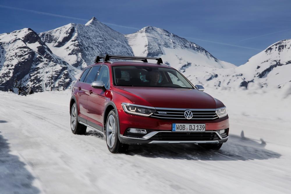 Volkswagen Passat Alltrack в горах