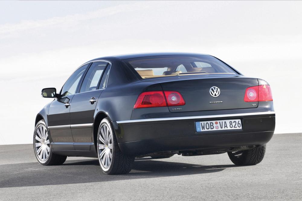 Volkswagen Phaeton 1 поколение (2002-2008) Седан