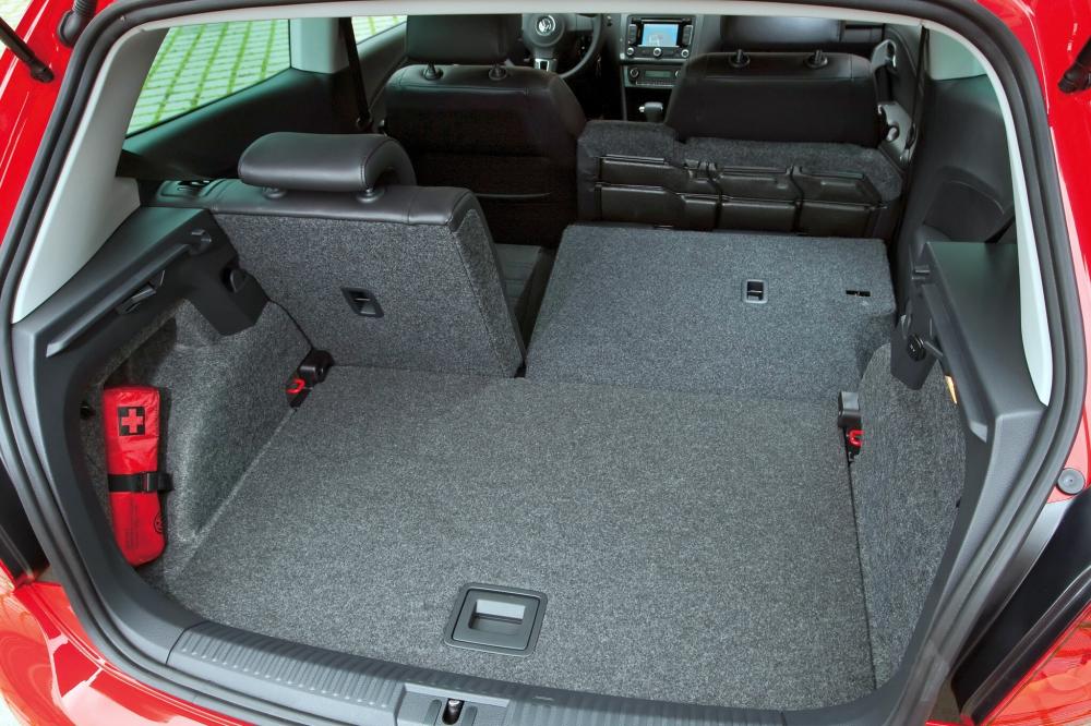 Volkswagen Polo 5 поколение багажник