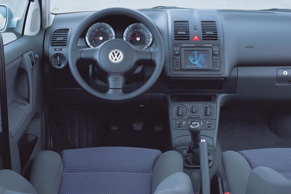 Volkswagen Polo 3 поколение рестайлинг интерьер