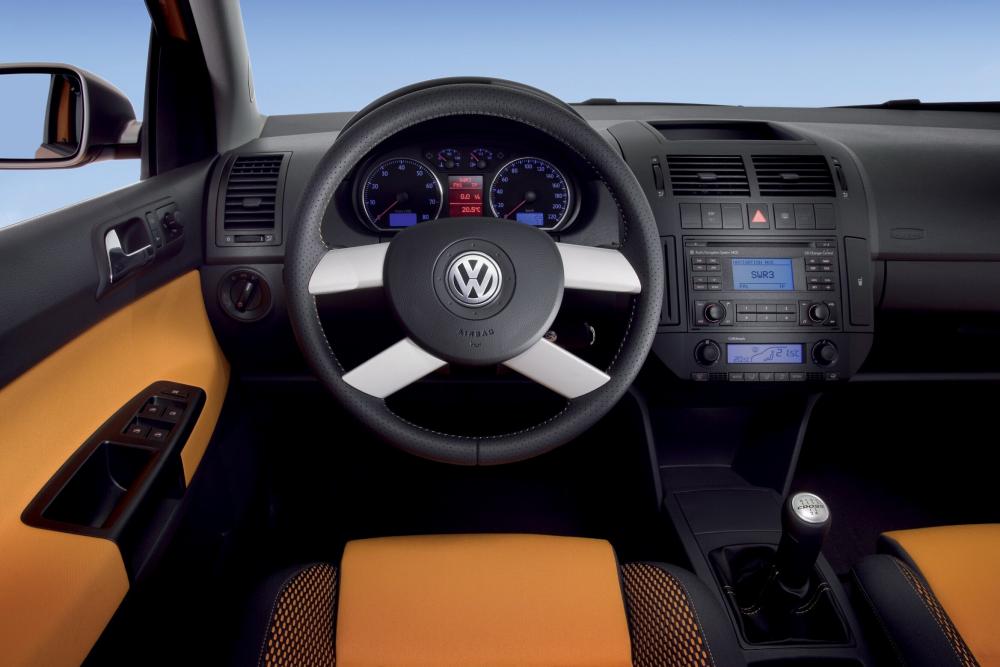 Volkswagen Polo 4 поколение [рестайлинг] (2006-2009) CrossPolo хетчбэк 5-дв. интерьер 