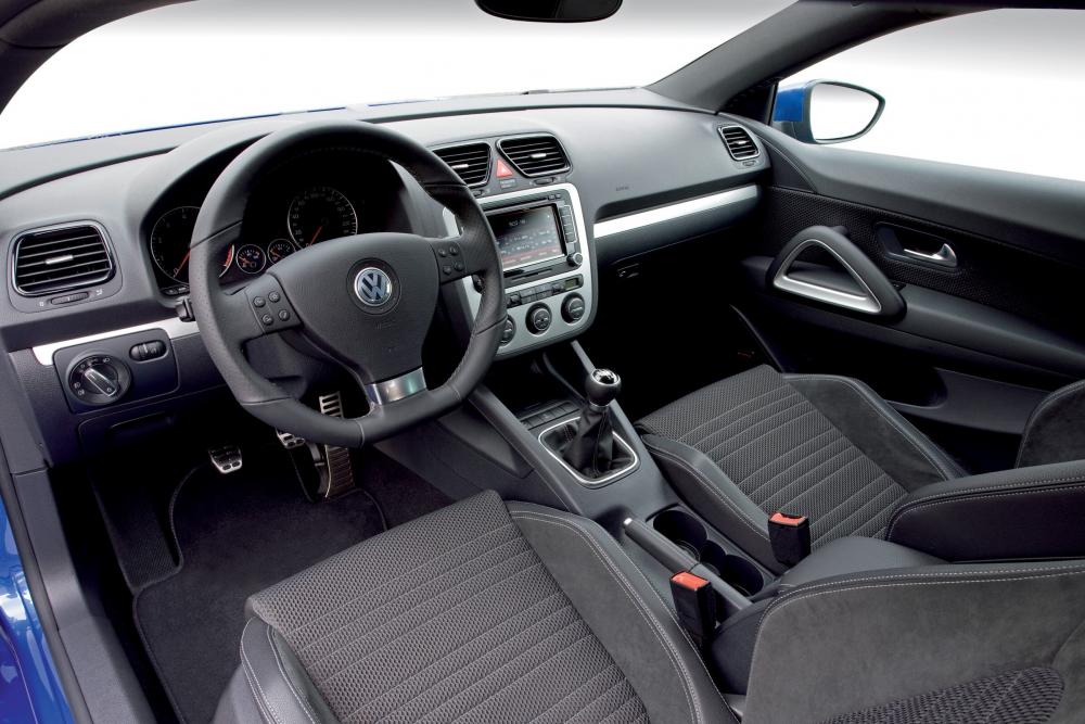 Volkswagen Scirocco 3 поколение (2008-2015) Хетчбэк 3-дв. интерьер 