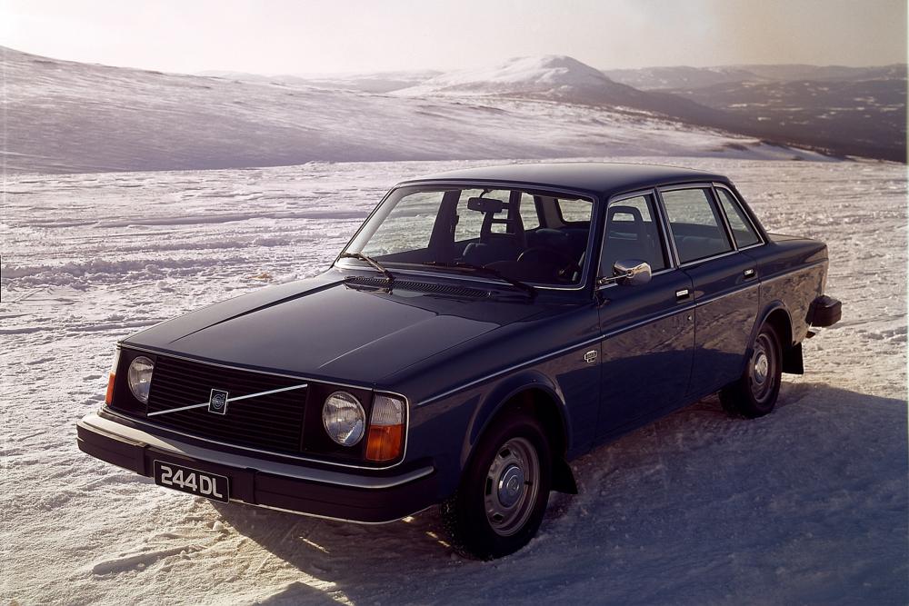 Volvo 240 1 поколение (1974-1993) 244 седан 4-дв.
