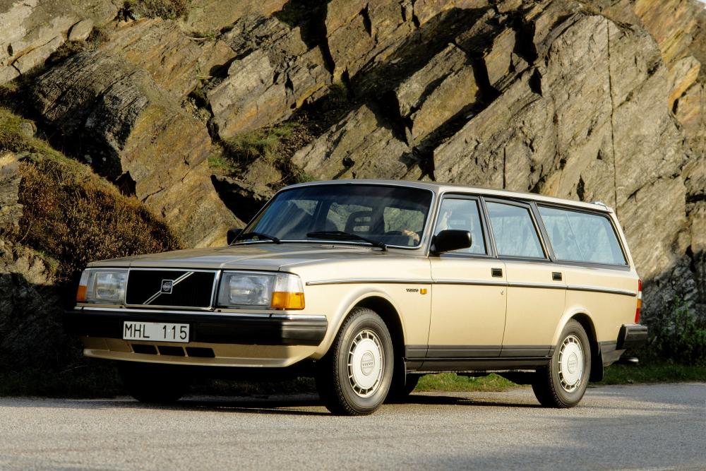 Volvo 240 1 поколение (1974-1993) 245 универсал