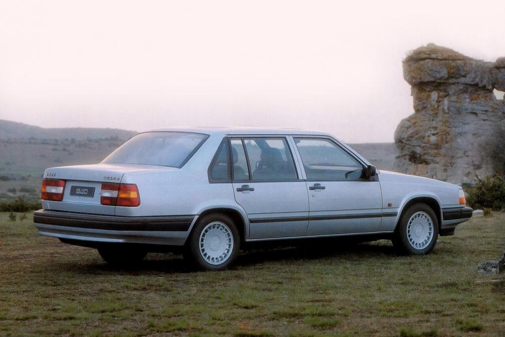Volvo 940 1 поколение (1990-1998) Седан