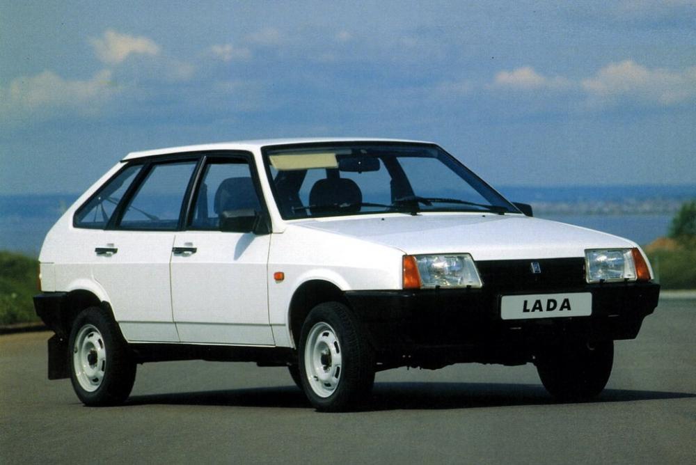 ВАЗ (Lada) 2109 1 поколение [рестайлинг] (1991-2004) Хетчбэк
